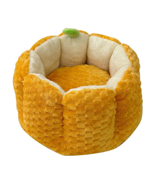 Warm Plush Pumpkin Pet Bed